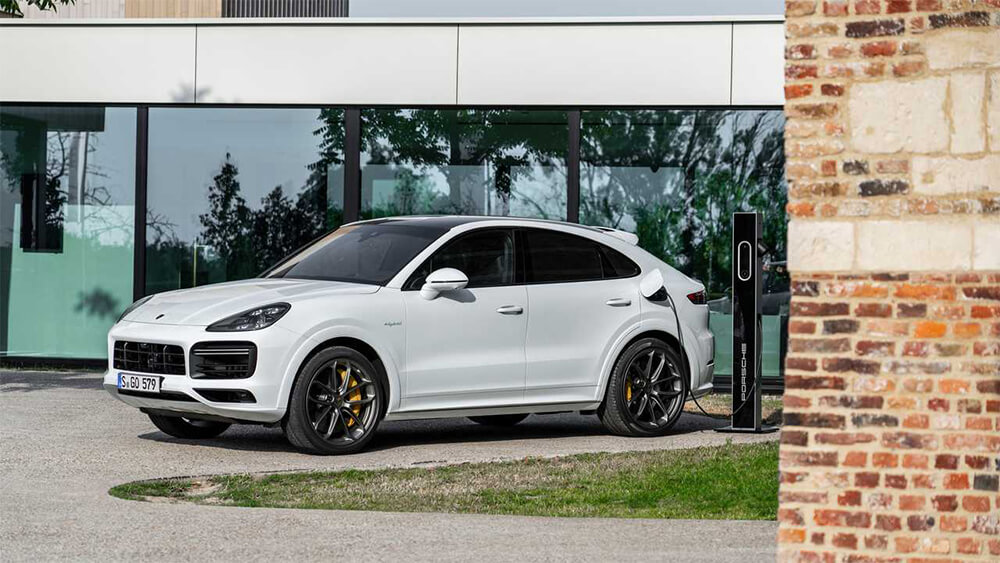 Porsche Cayenne E-Hybrid cele mai bune masini hibride