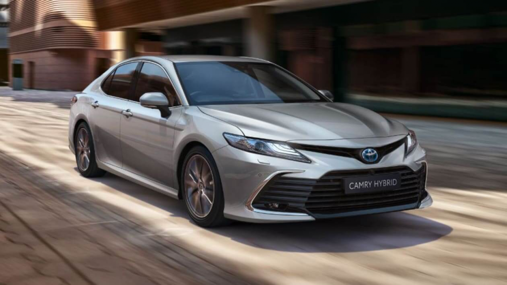 Toyota Camry 2021