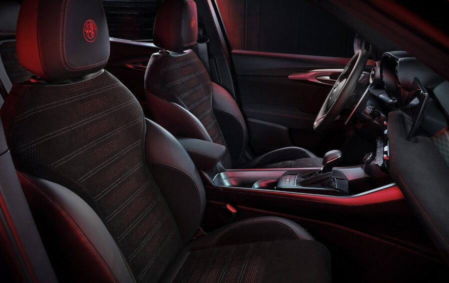 Alfa Romeo Tonale 2022 interior si confort