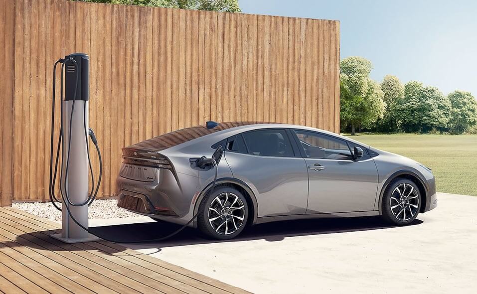 Toyota Prius 2023 plug-in hybrid