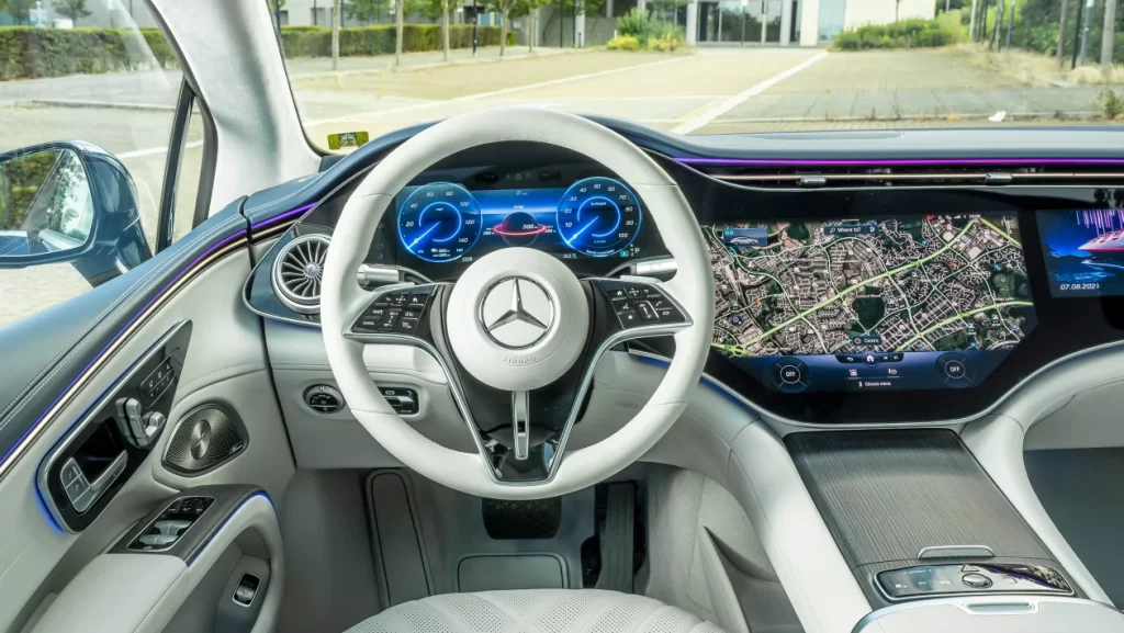 Mercedes EQS 2022 interior