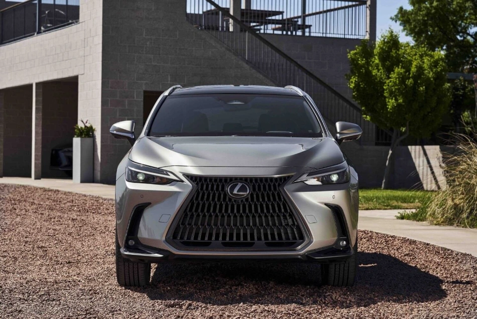 Lexus NX 450h+