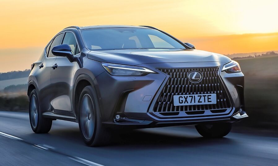 cele mai bune mașini hibride - Lexus NX