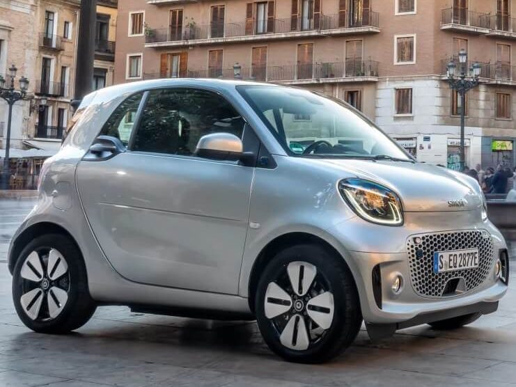 cele mai bune masini mici 2023 Smart EQ ForTwo