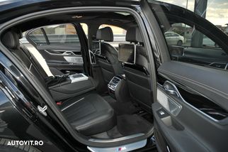 BMW Seria 7 (G11) 750d xDrive