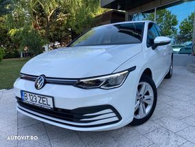 Volkswagen Golf 8 1.0 TSI