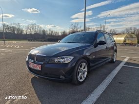 BMW Seria 3 Touring (E91) 320d